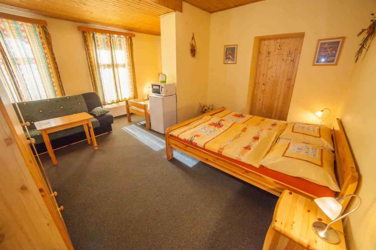Guest house Na Rozcesti 3*